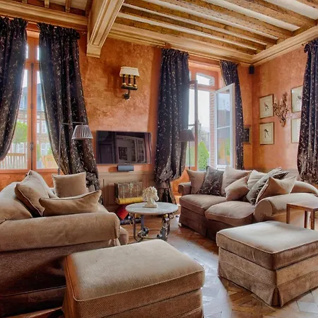 Apartment Luxurious 4 Bedroom Duplex, 200m From Place Morny Deauville