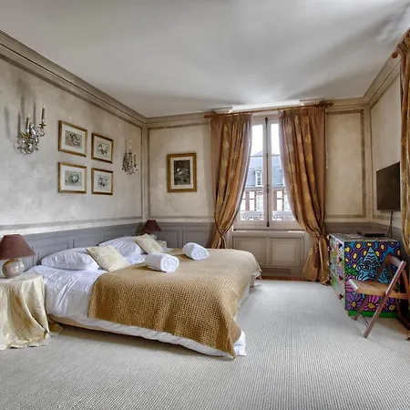 Apartment Luxurious 4 Bedroom Duplex, 200m From Place Morny Deauville