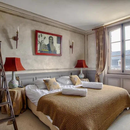 Apartment Luxurious 4 Bedroom Duplex, 200m From Place Morny