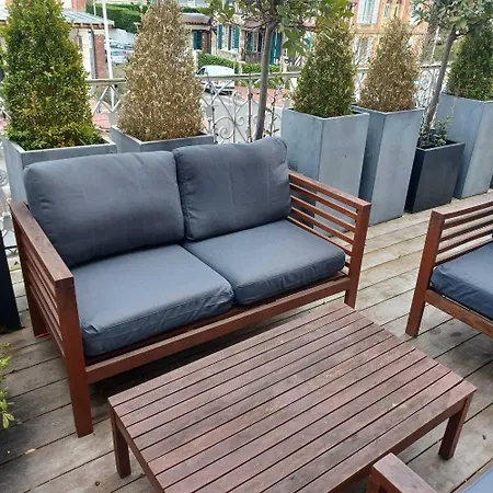 公寓 Luxurious 4 Bedroom Duplex, 200m From Place Morny *